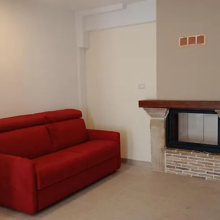 Casa Pie' Di Monte Refuge * Bisegna