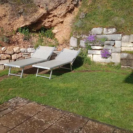 Villa Casa Pie' Di Monte Refuge *