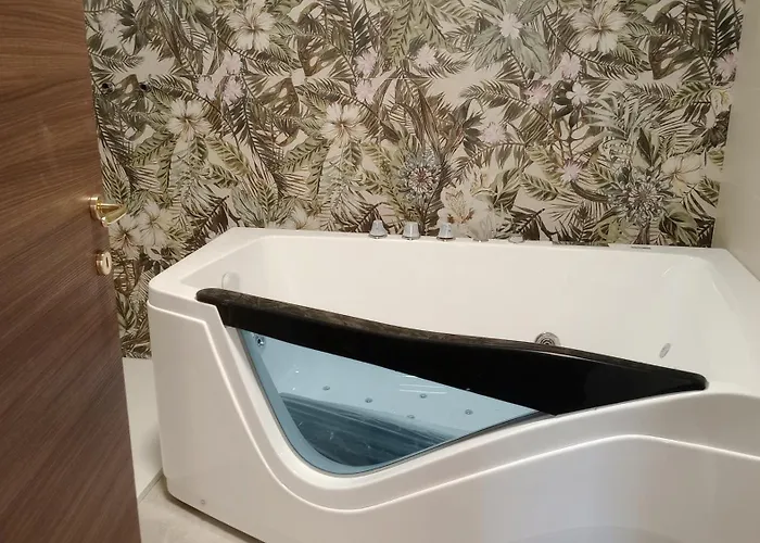 Casa Pie' Di Monte Refuge * Bisegna